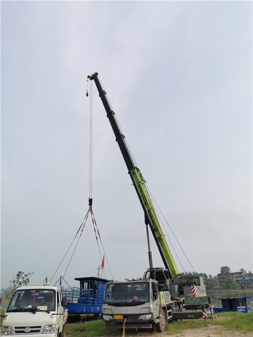 奎屯市桥梁建设吊装案例